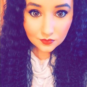 Meet your Posher, Brooke